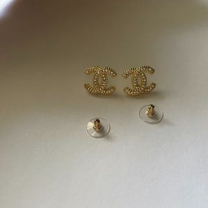 CHANEL Authentic gold tone earrings